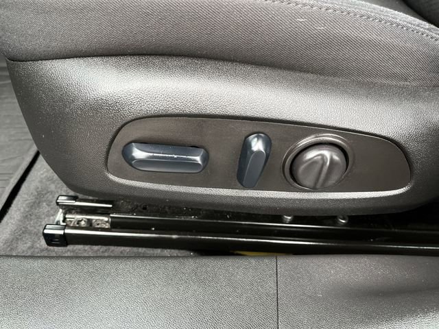 Used 2023 Chevrolet Malibu LT w/ LPO, Floor Liner Package FWD image 15