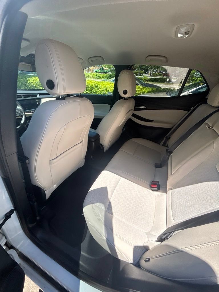Used 2021 Buick Encore GX Select w/ Sport Touring Package FWD image 16