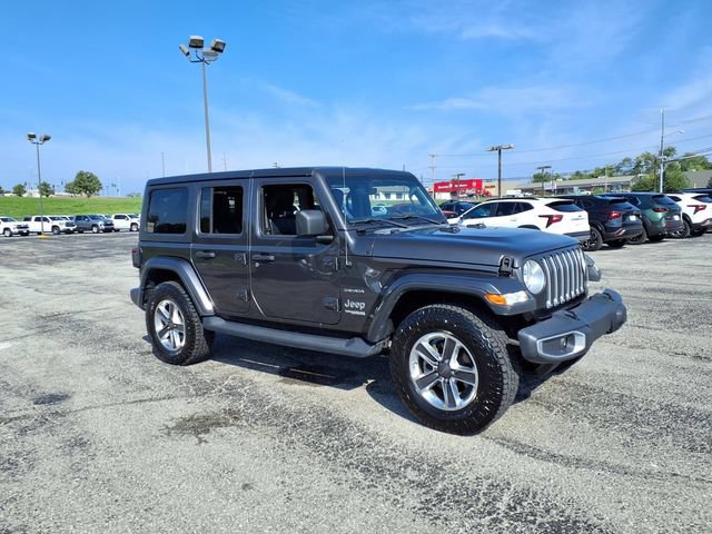 Used 2018 Jeep Wrangler Unlimited Sahara AWD/4WD image 2