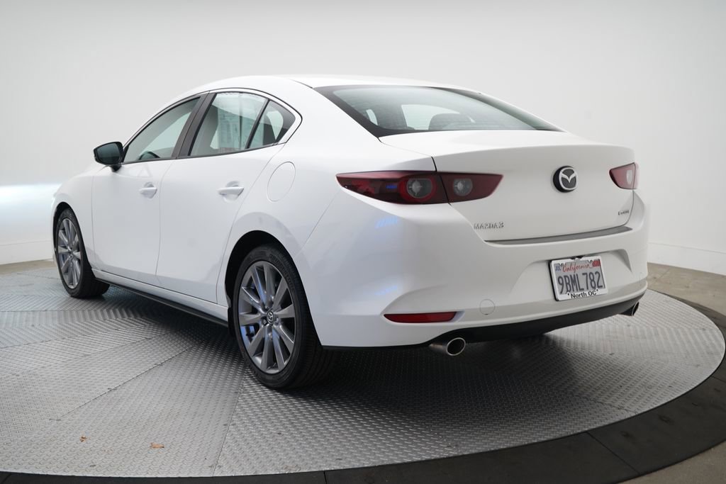 Used 2022 MAZDA MAZDA3 s FWD image 3