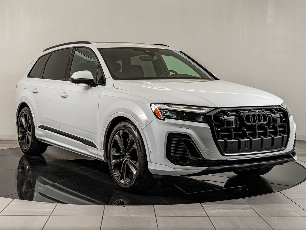 Used 2025 Audi Q7 3.0T Premium Plus w/ Premium Plus Package image 3