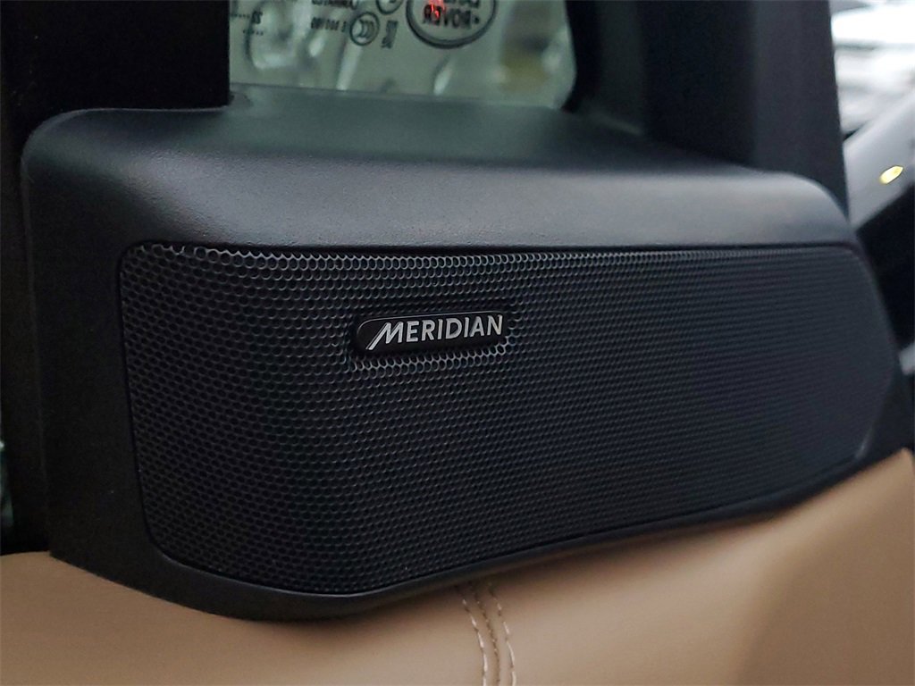 Used 2023 Land Rover Range Rover SE image 11