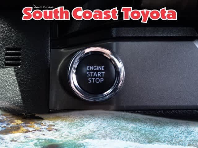 Used 2017 Toyota Tacoma TRD Sport RWD image 31