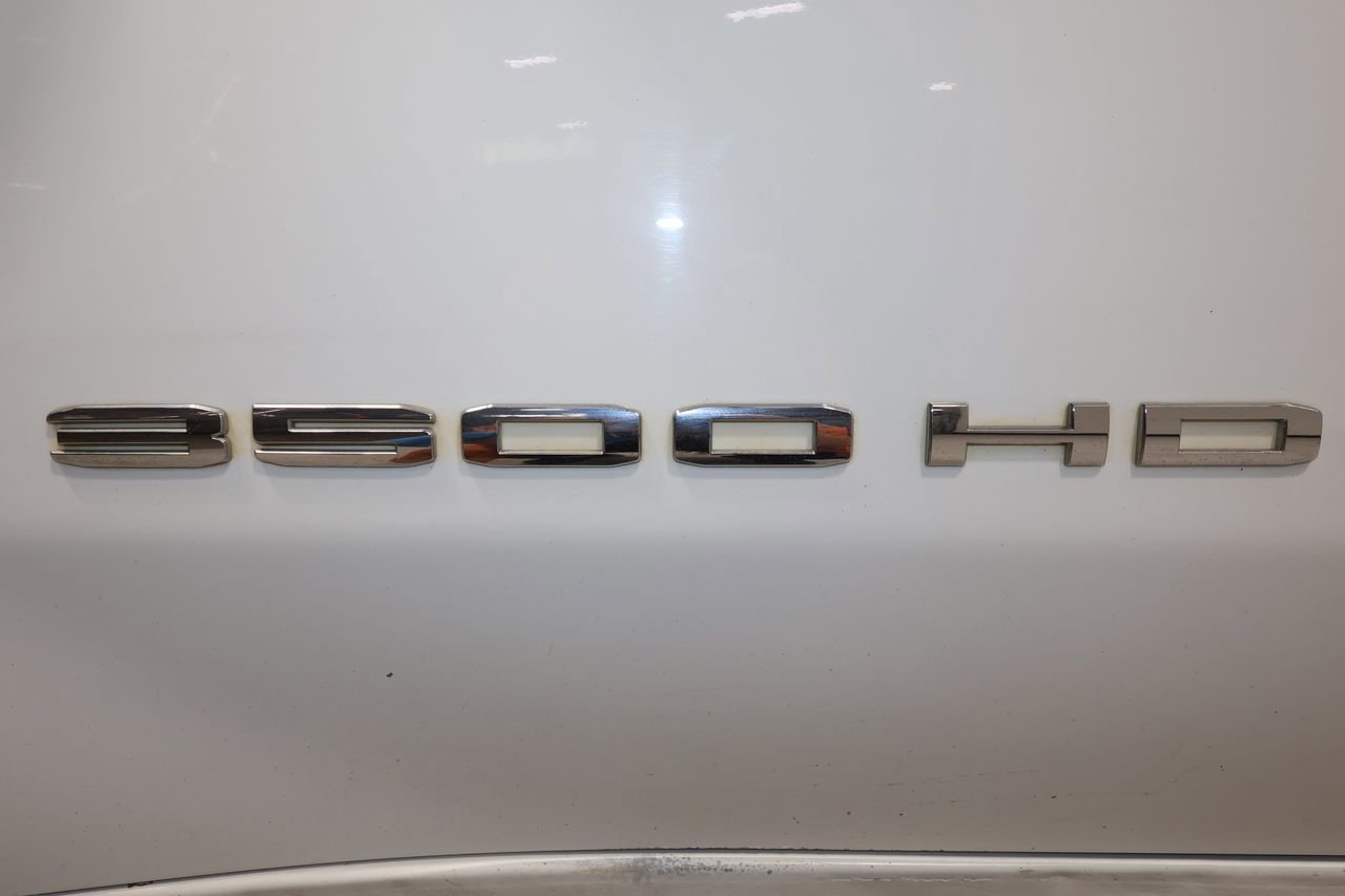 Used 2020 GMC Sierra 3500 2WD Crew Cab w/ Convenience Package image 31
