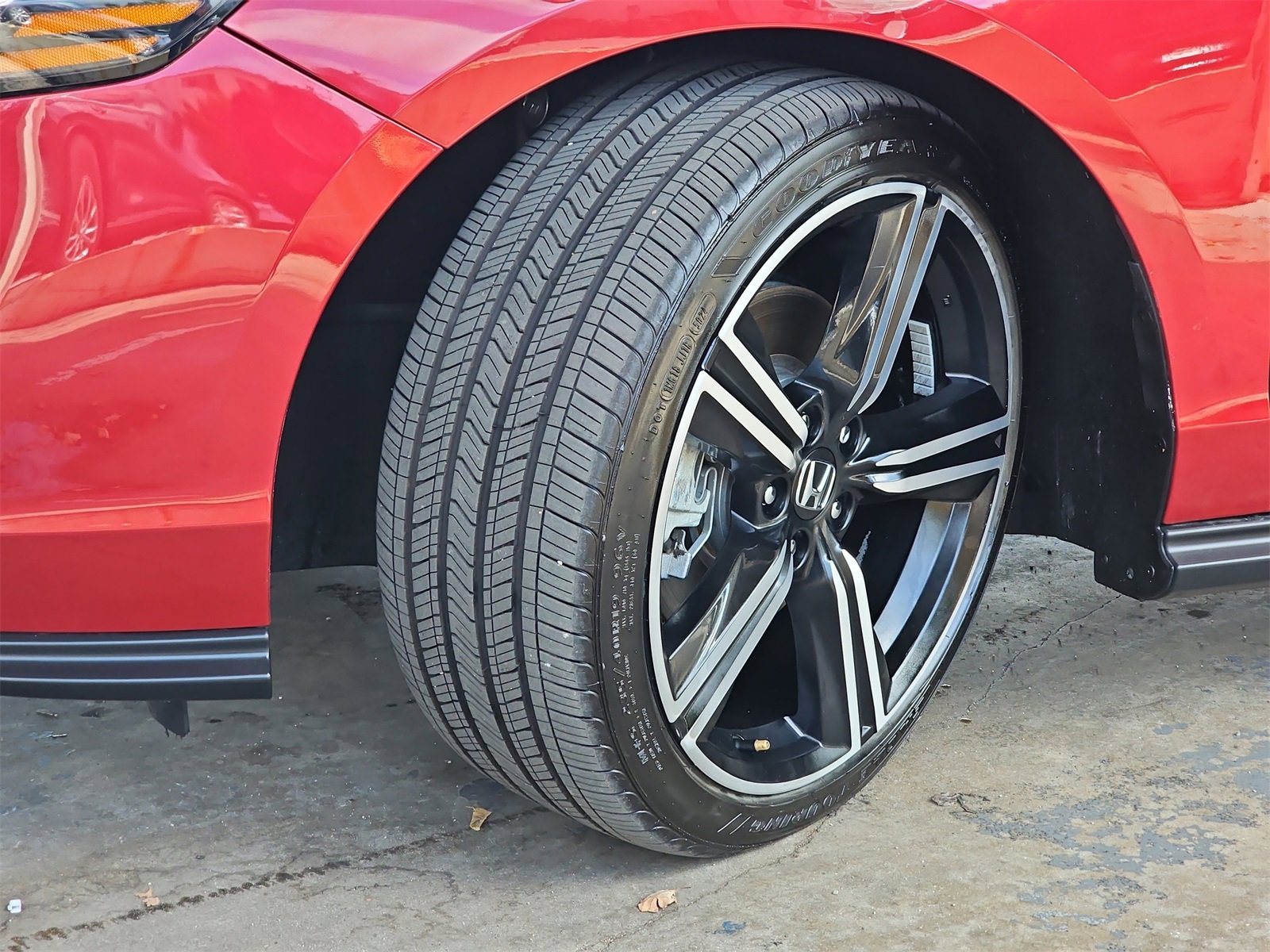 Used 2024 Honda Accord Sport image 30