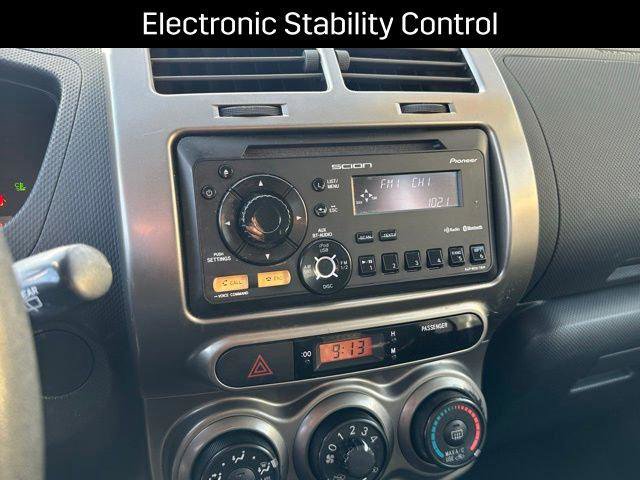 Used 2013 Scion xD image 8