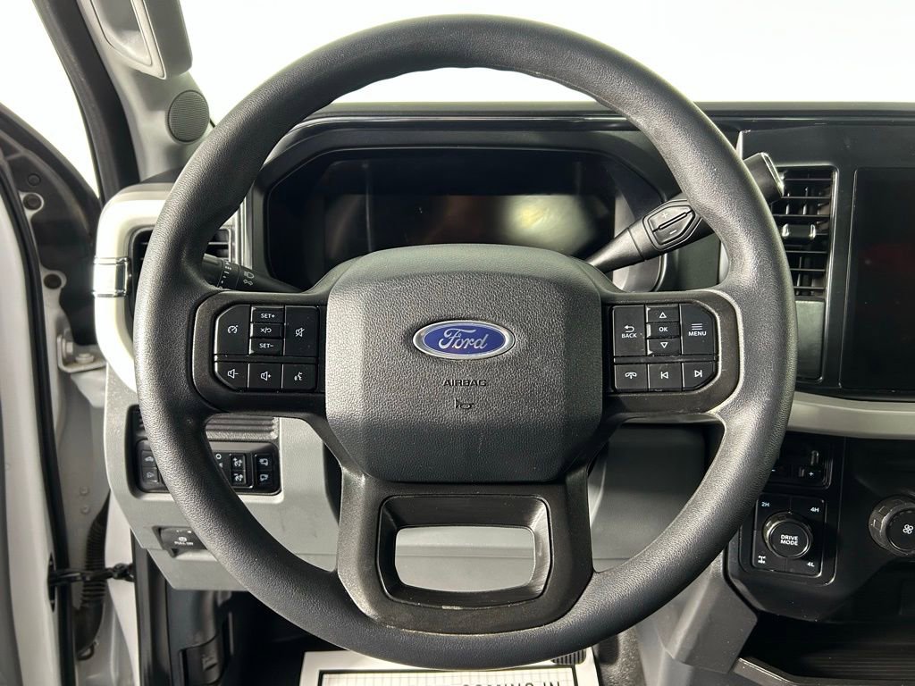 Used 2025 Ford F250 XLT w/ Black Appearance Package image 26