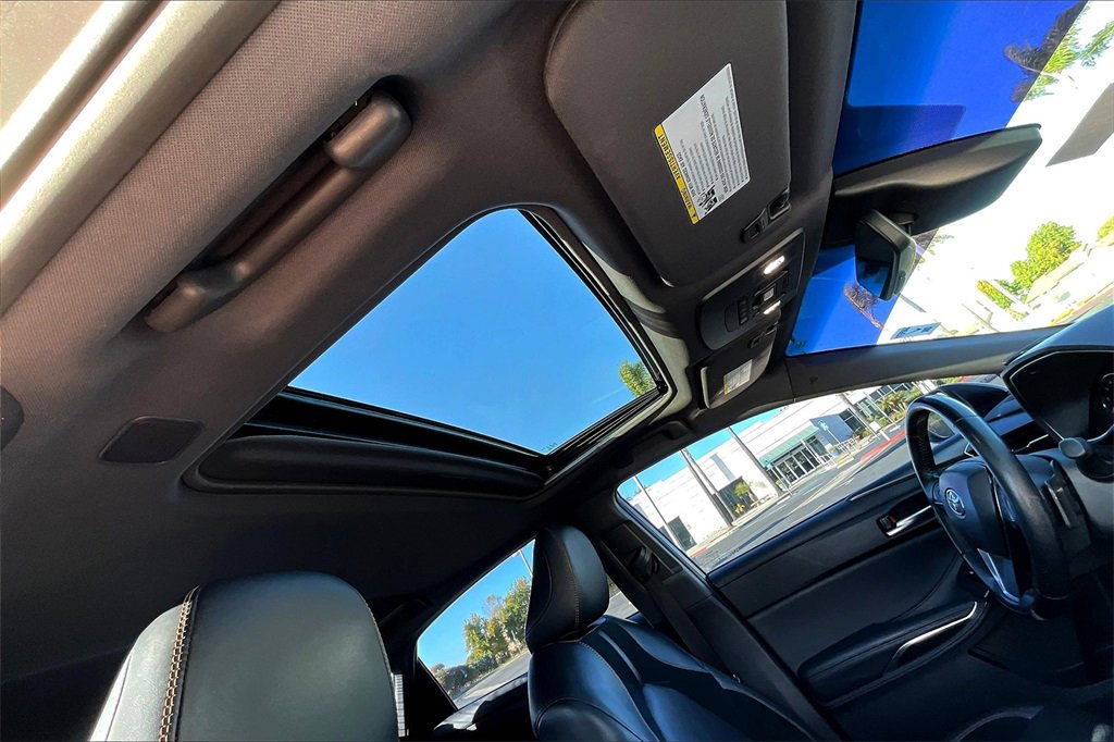 Used 2020 Toyota Avalon XSE w/ Carpet Mat Package image 15