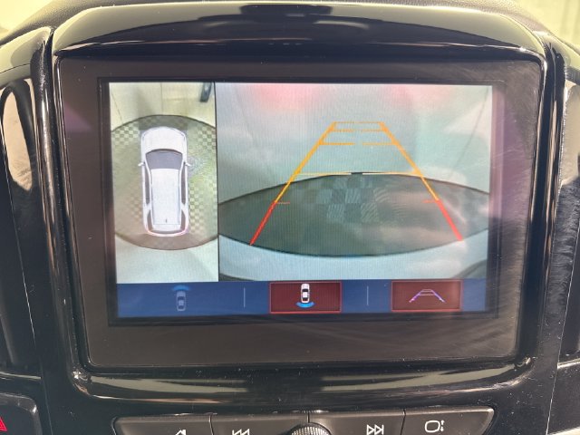 Used 2019 Chevrolet Traverse LT w/ LT Premium Package AWD/4WD image 34