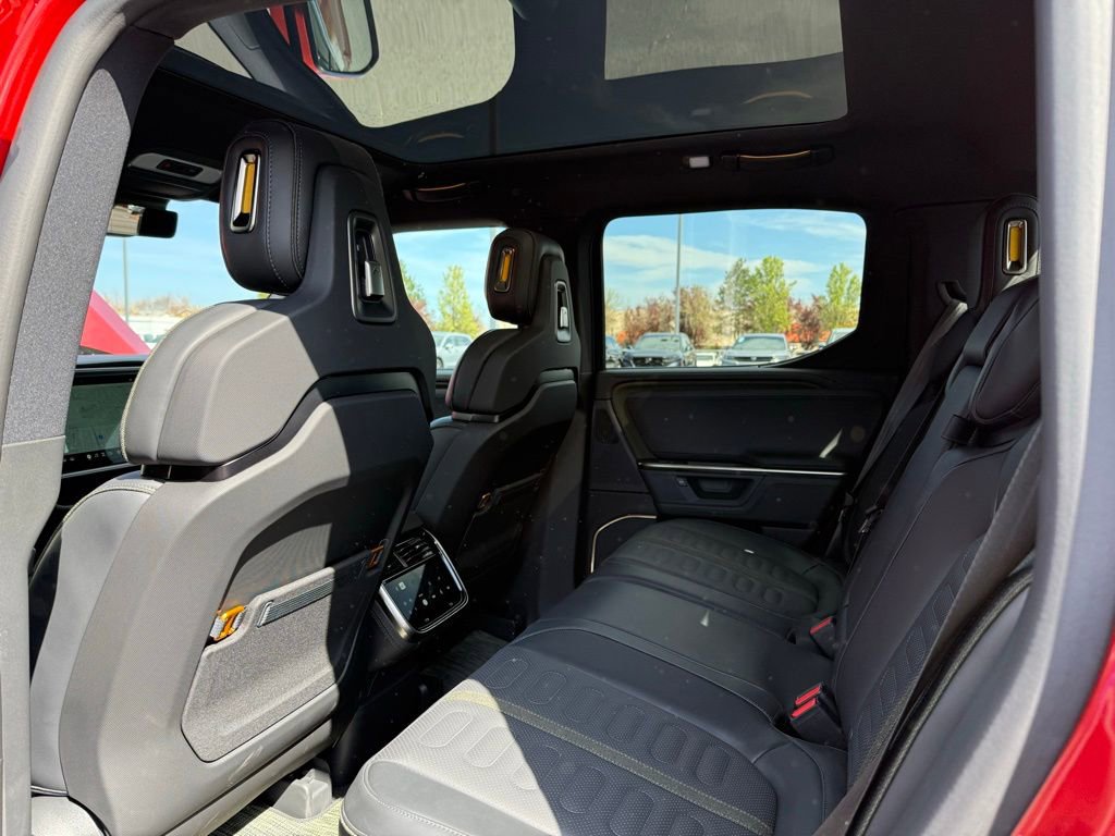 Used 2025 Rivian R1T Adventure image 18
