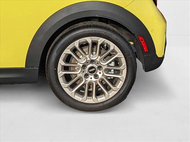 New 2025 MINI Cooper S image 10