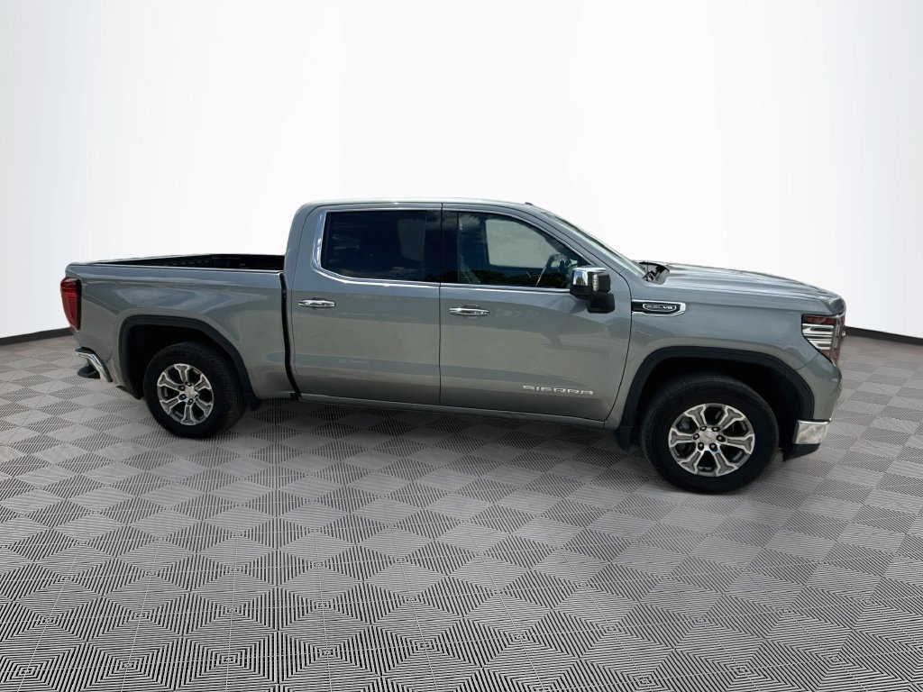 Used 2025 GMC Sierra 1500 SLT RWD image 5
