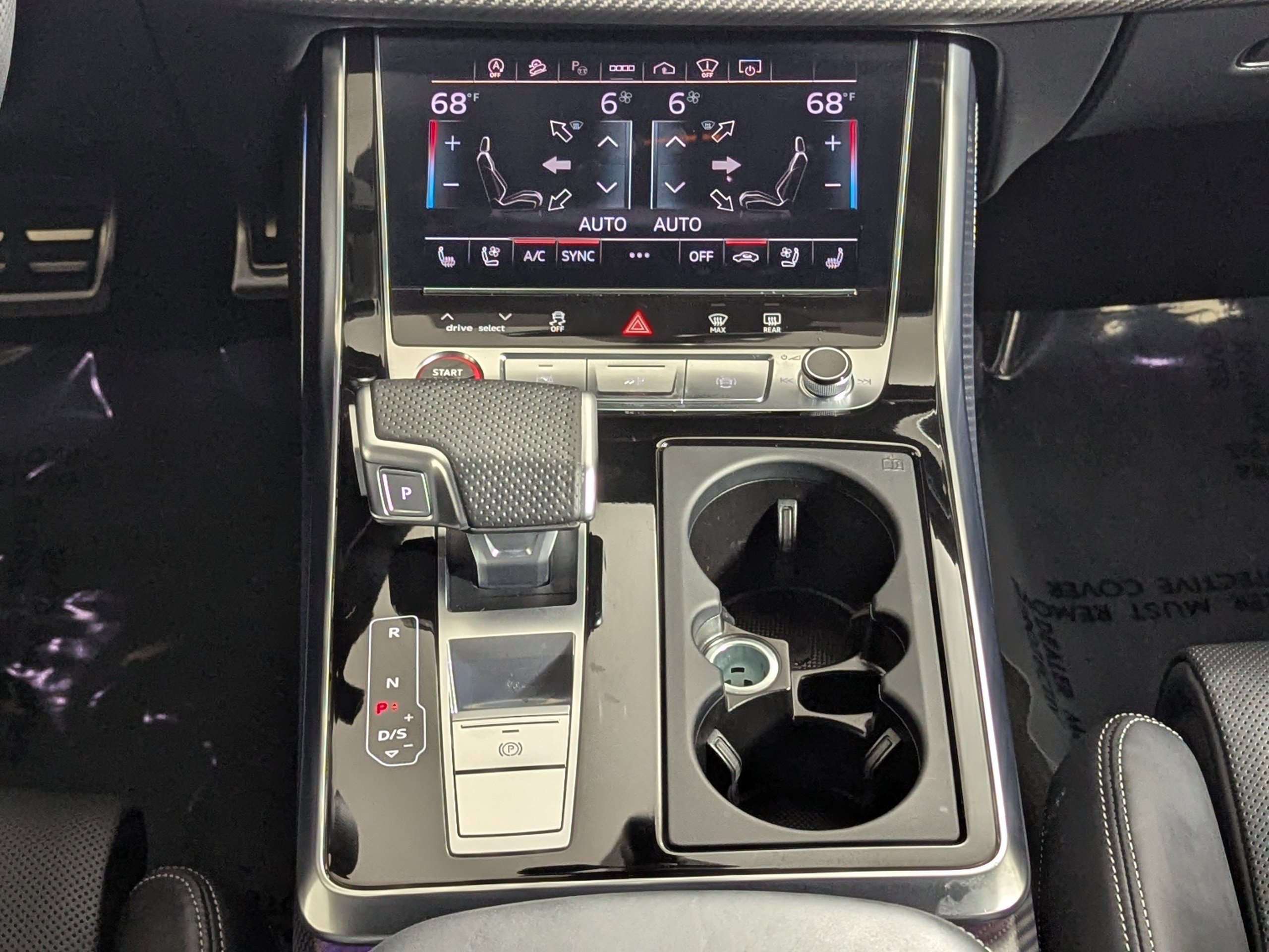 New 2025 Audi SQ7 Prestige image 17