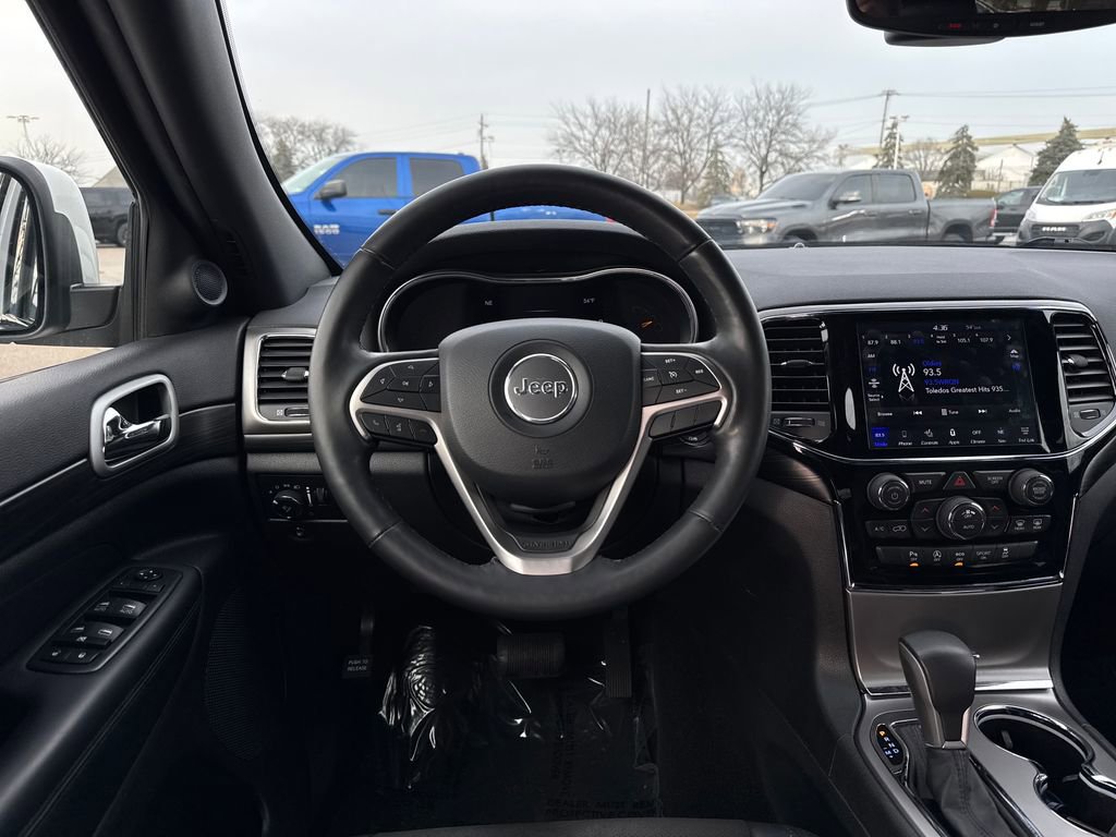 Certified 2020 Jeep Grand Cherokee Altitude image 16