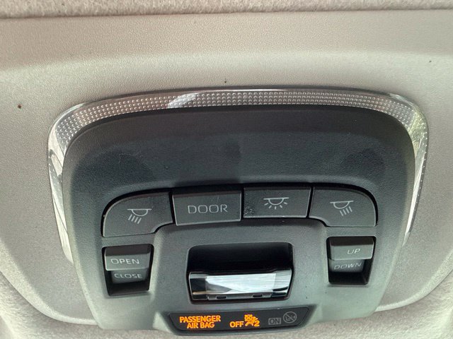 Used 2024 Toyota Corolla Cross XLE w/ Convenience Package AWD/4WD image 35