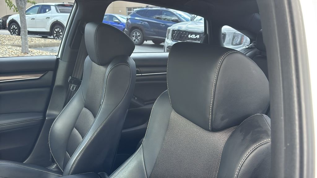 Used 2018 Honda Accord Sport image 25