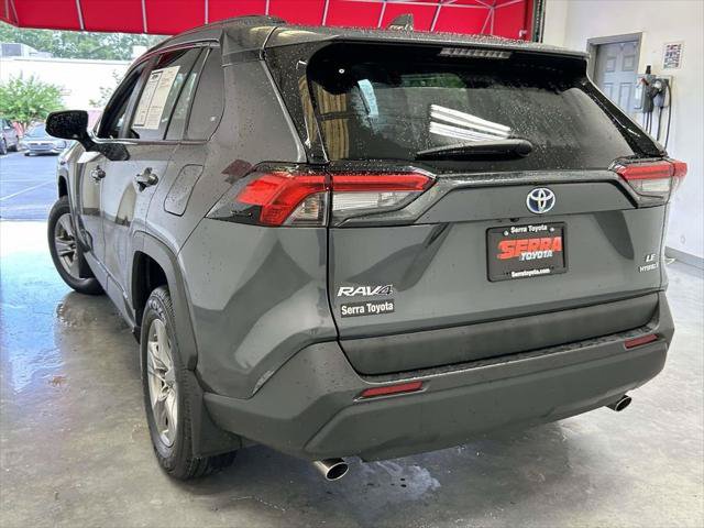 Certified 2024 Toyota RAV4 LE AWD/4WD image 5