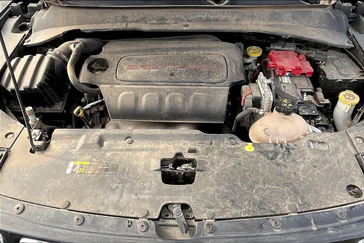 Used 2019 Jeep Compass Latitude w/ Popular Equipment Group FWD image 10