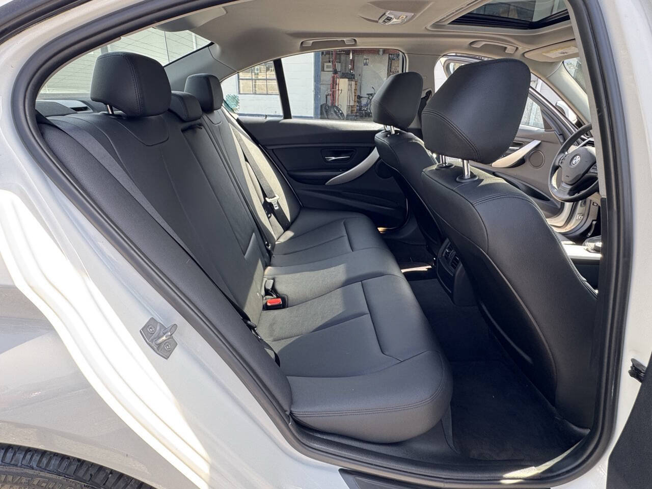 Used 2014 BMW 320i xDrive Sedan AWD/4WD image 51