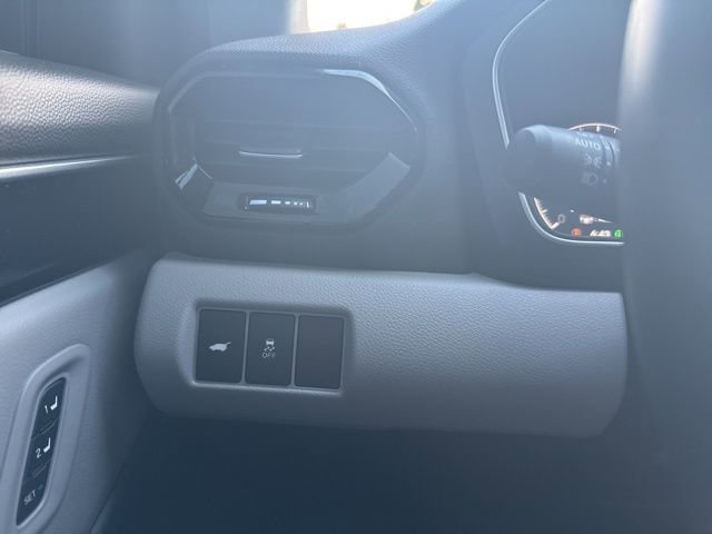 Used 2025 Honda Pilot Touring image 19