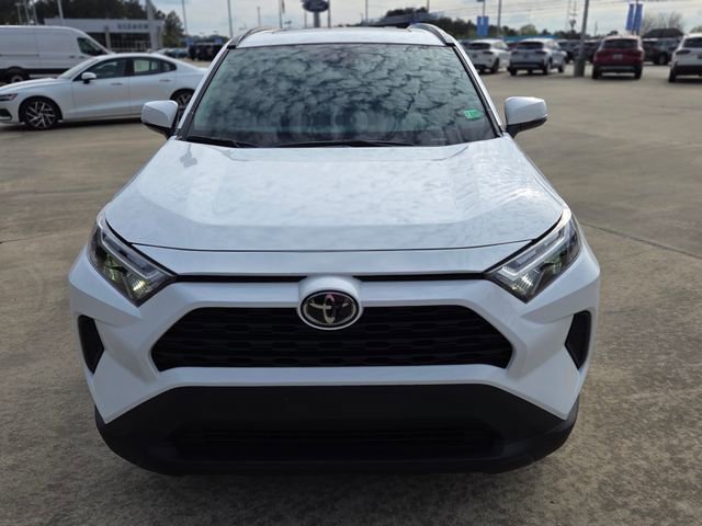 Used 2025 Toyota RAV4 XLE w/ Convenience Package image 9