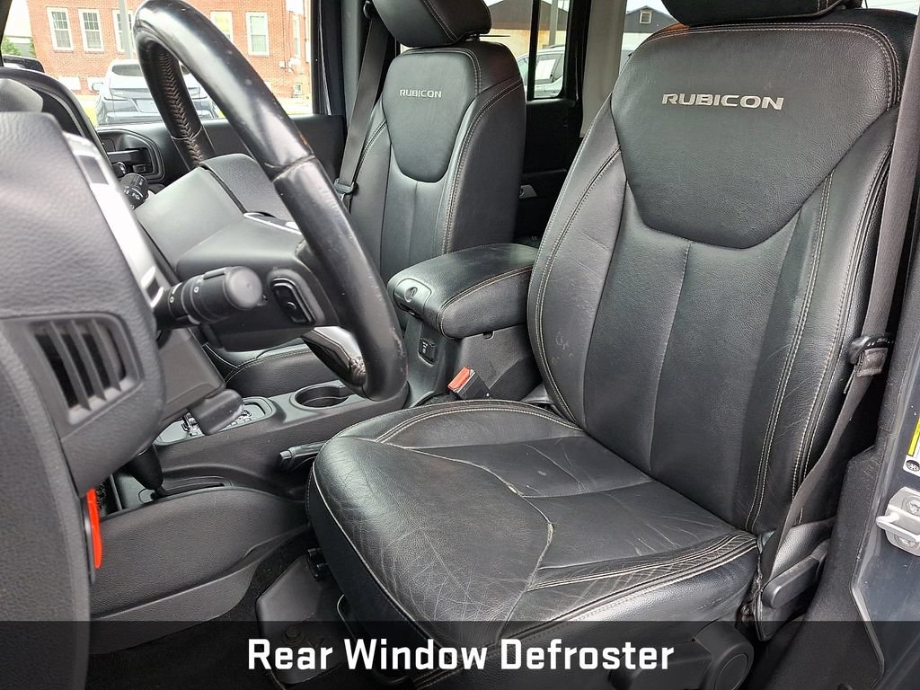 Used 2016 Jeep Wrangler Unlimited Rubicon AWD/4WD image 16