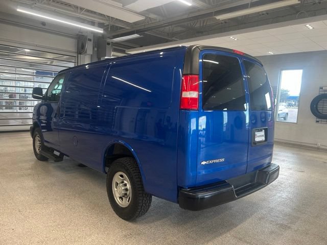 Certified 2019 Chevrolet Express 2500 w/ Communications Package RWD image 8