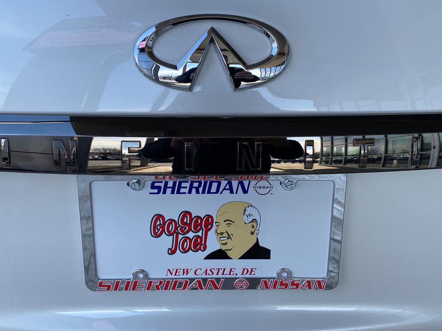 Used 2024 INFINITI QX80 Sensory image 10