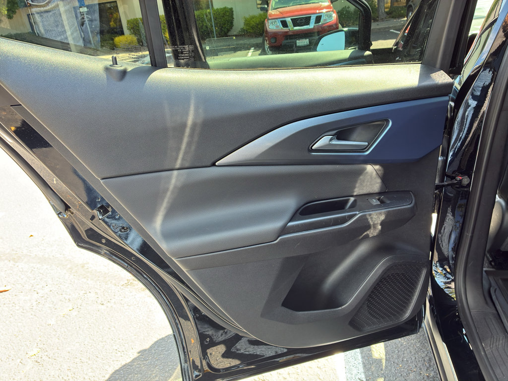 Used 2024 Chevrolet Equinox EV LT AWD/4WD image 38