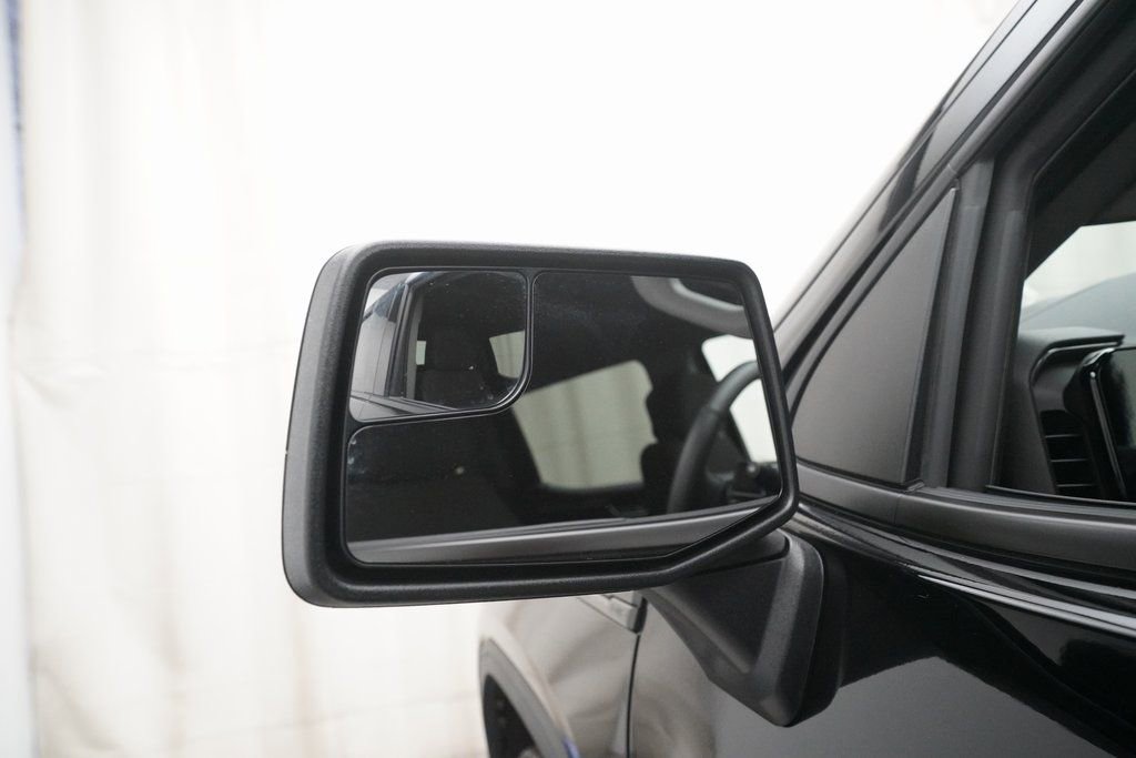 Used 2025 GMC Sierra 1500 Elevation image 24