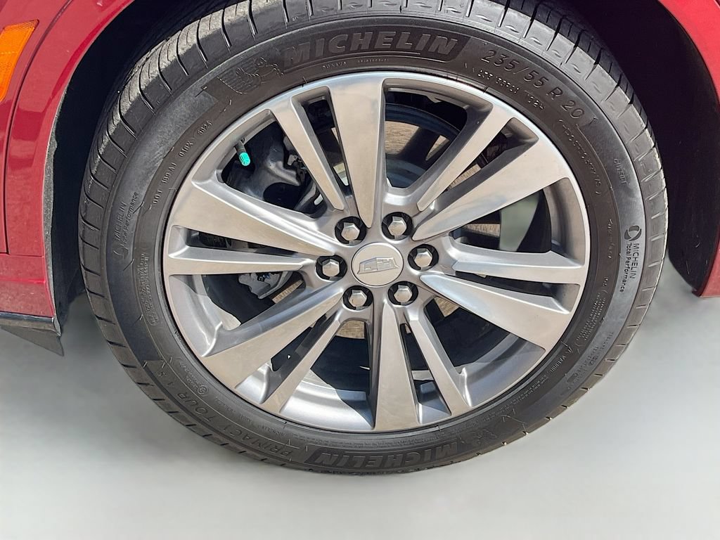 Used 2025 Cadillac XT6 Premium Luxury FWD image 34