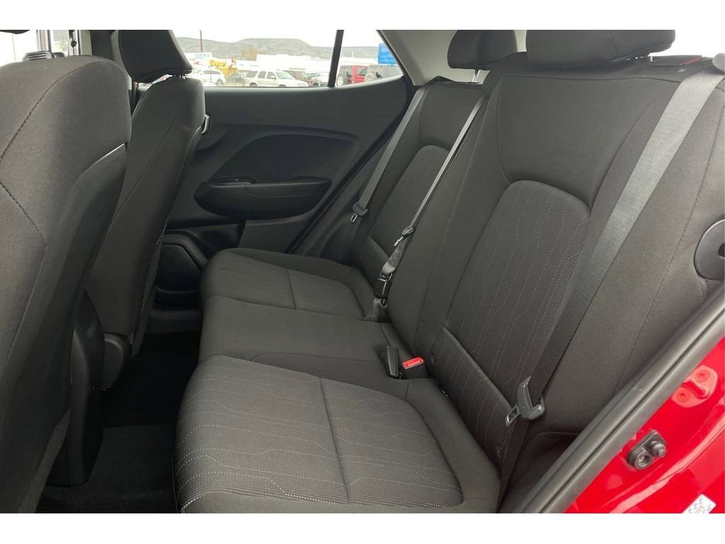 Used 2023 Hyundai Venue SE image 21