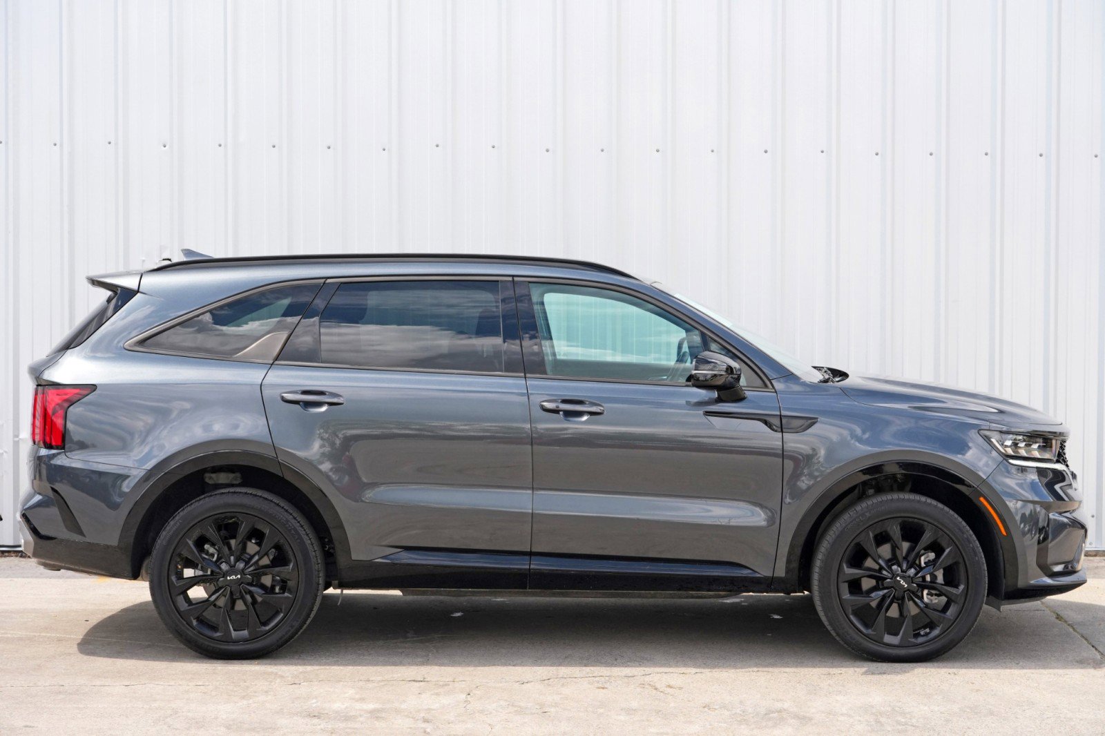 Used 2023 Kia Sorento SX image 51