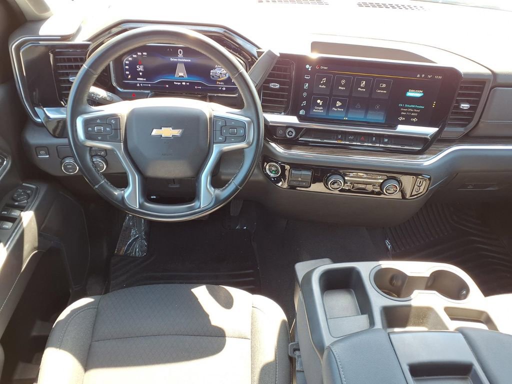 Used 2024 Chevrolet Silverado 2500 LT image 10