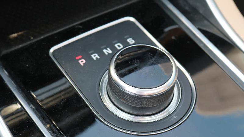 Used 2018 Jaguar XE Prestige RWD image 13