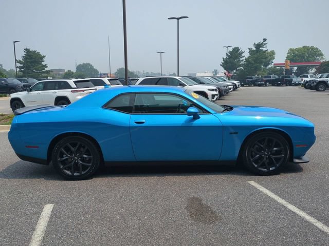 Used 2023 Dodge Challenger R/T w/ Plus Package RWD image 3