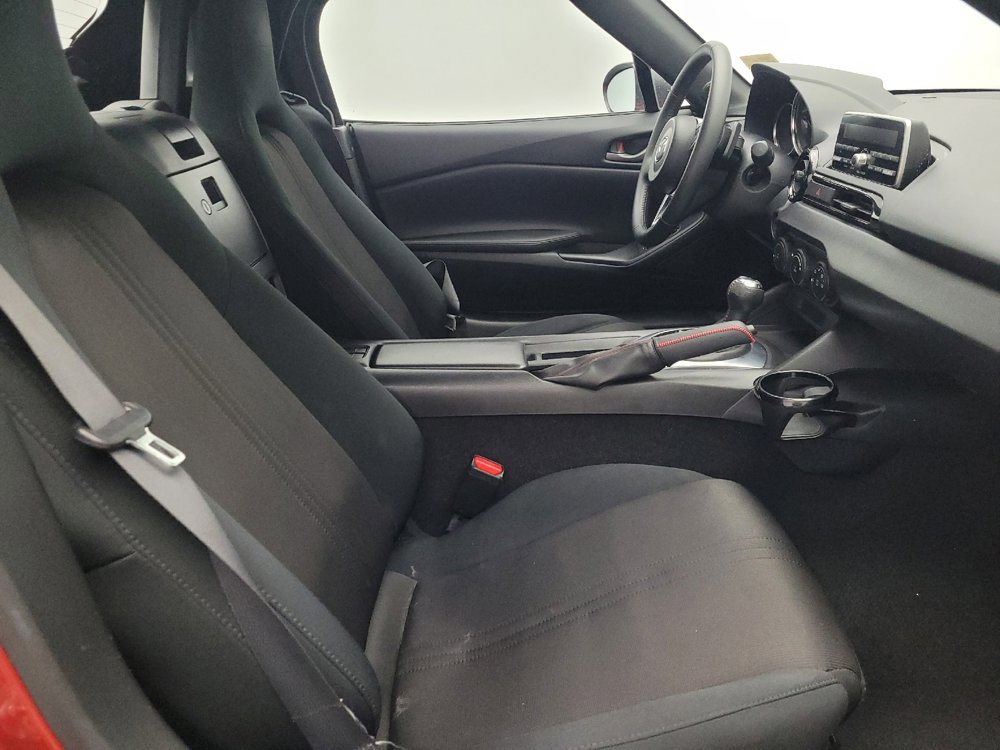 Used 2016 MAZDA MX-5 Miata Sport image 19