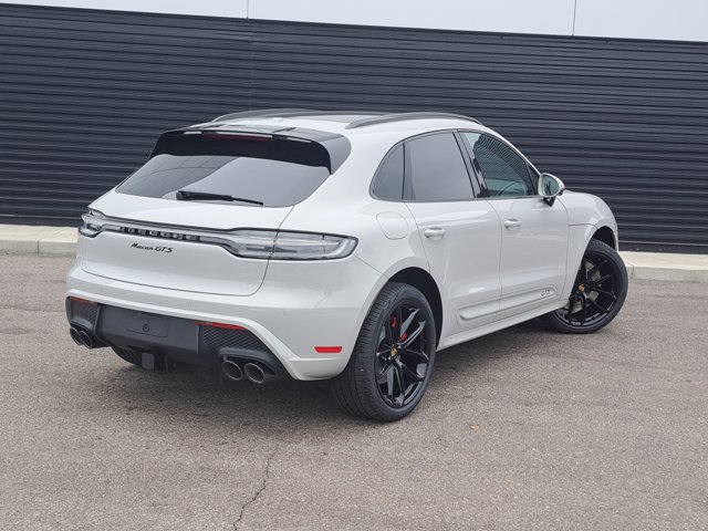 New 2026 Porsche Macan GTS AWD/4WD image 7