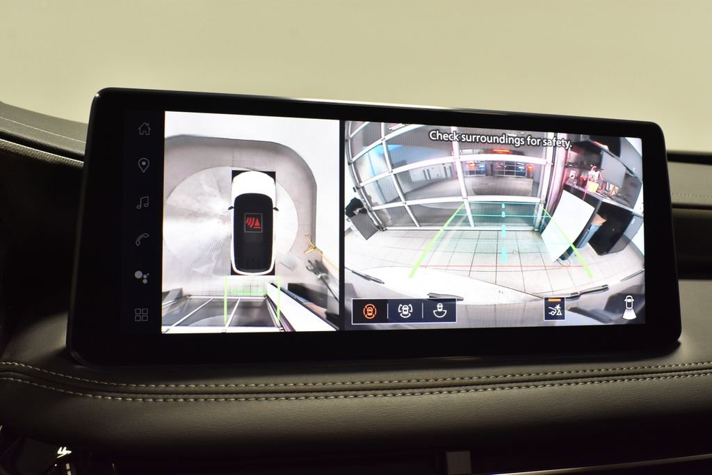 New 2026 INFINITI QX60 Luxe w/ Family Package image 24