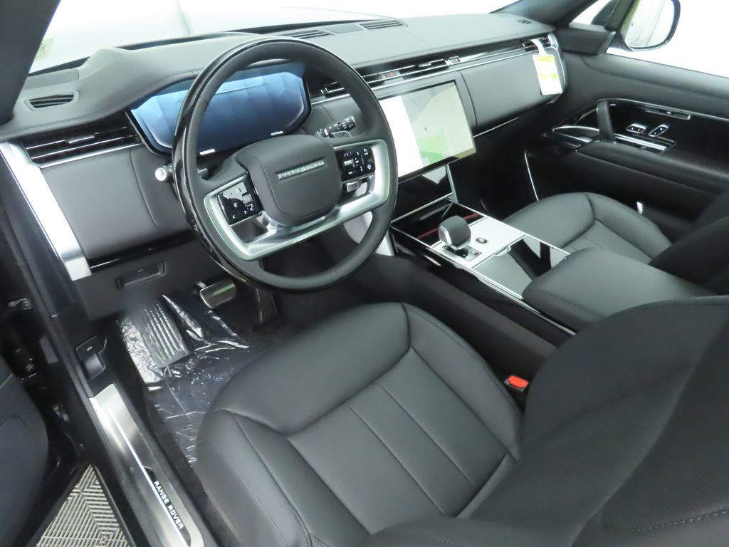 New 2026 Land Rover Range Rover Long Wheelbase SE image 10