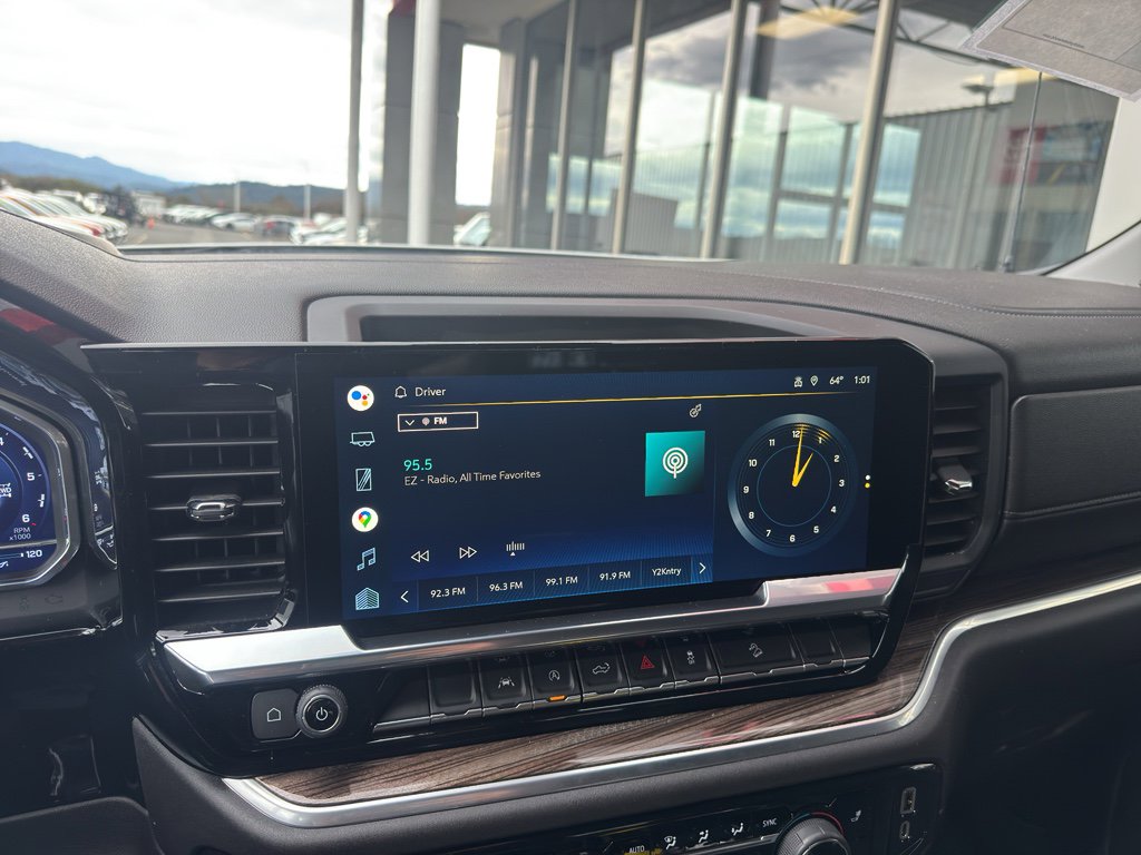 Used 2022 Chevrolet Silverado 1500 LT w/ Z71 Off-Road Package image 27