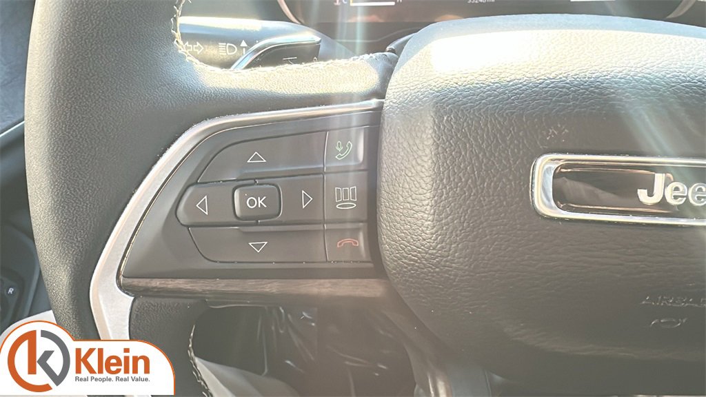 Used 2024 Jeep Grand Cherokee Limited w/ Trailer Tow Package image 17