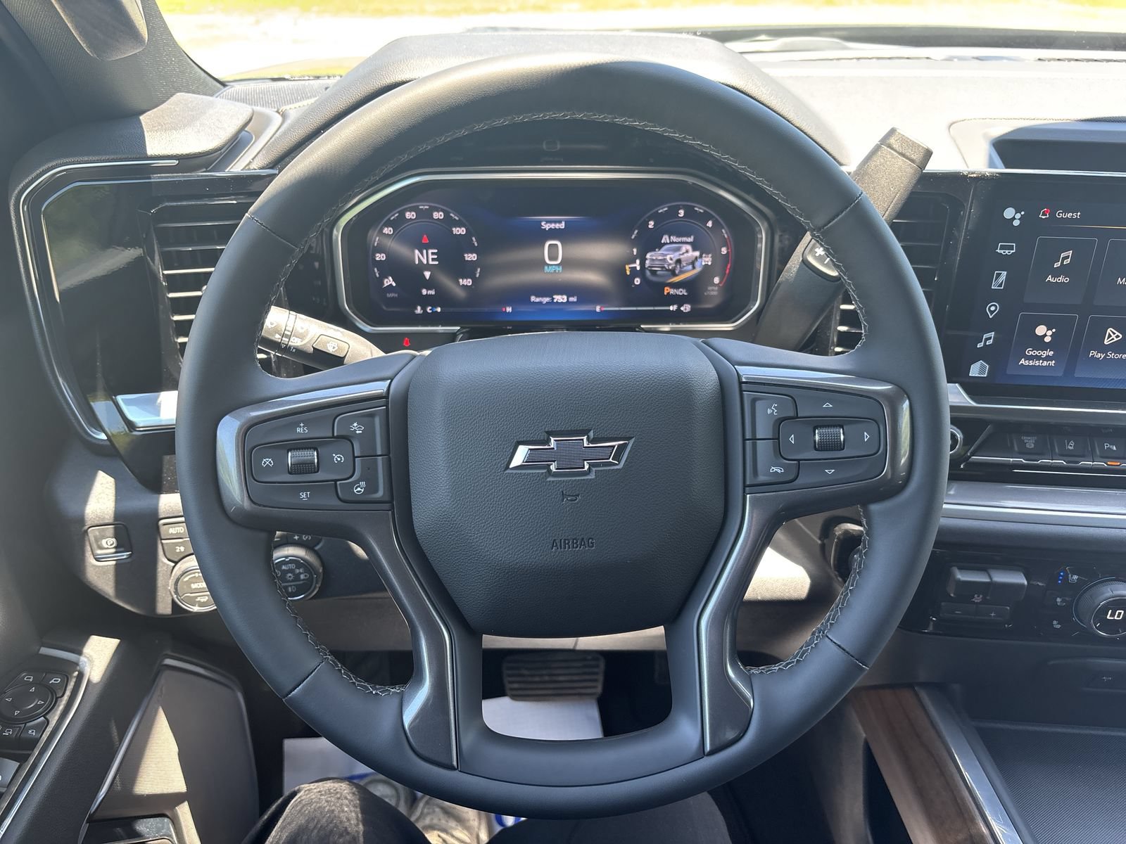 New 2026 Chevrolet Silverado 2500 High Country w/ Midnight Edition AWD/4WD image 17