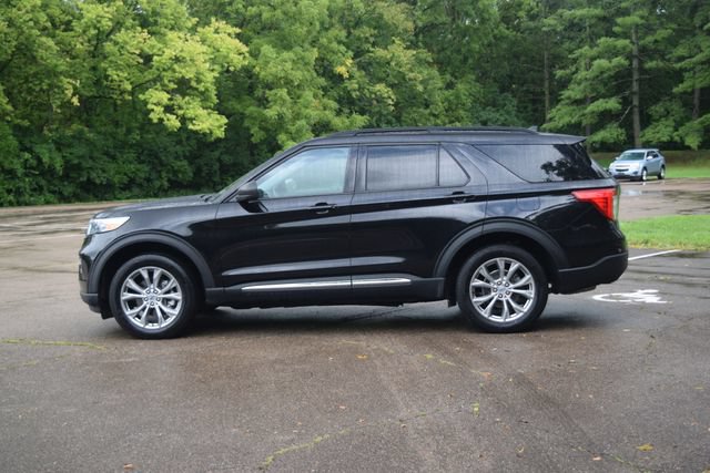 Used 2023 Ford Explorer XLT w/ Equipment Group 202A AWD/4WD image 24