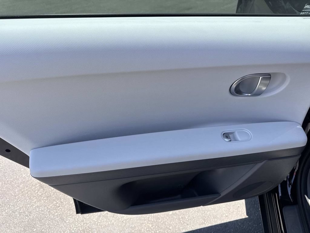 Certified 2024 Hyundai Ioniq 5 SEL RWD image 25
