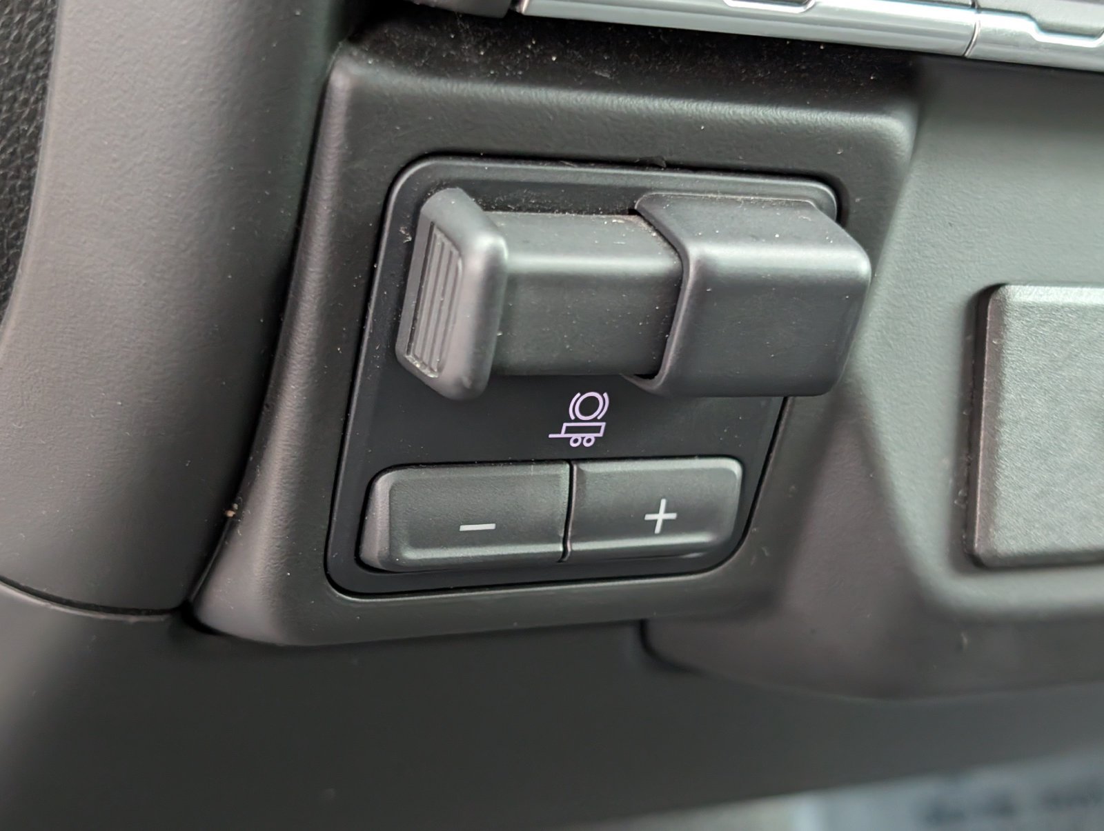 Used 2020 Chevrolet Silverado 1500 Custom Trail Boss w/ Custom Convenience Package AWD/4WD image 22