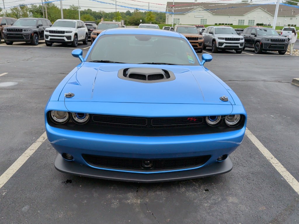 Used 2016 Dodge Challenger R/T Scat Pack RWD image 3