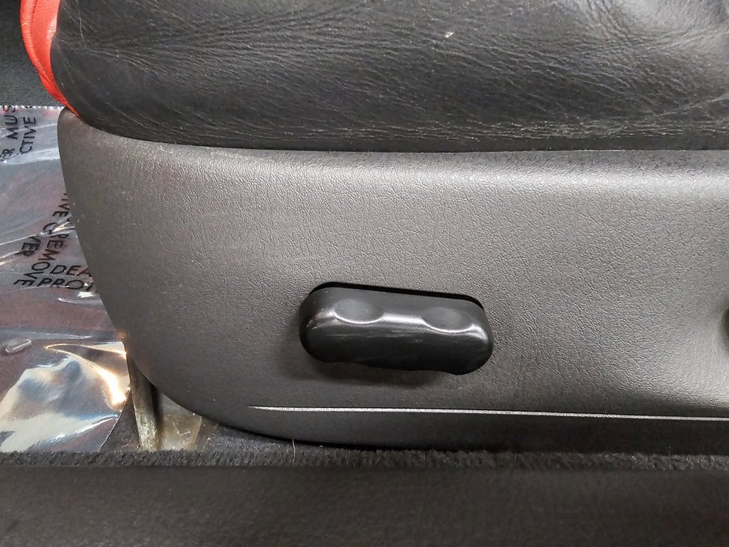 Used 2002 Ford Thunderbird RWD image 13