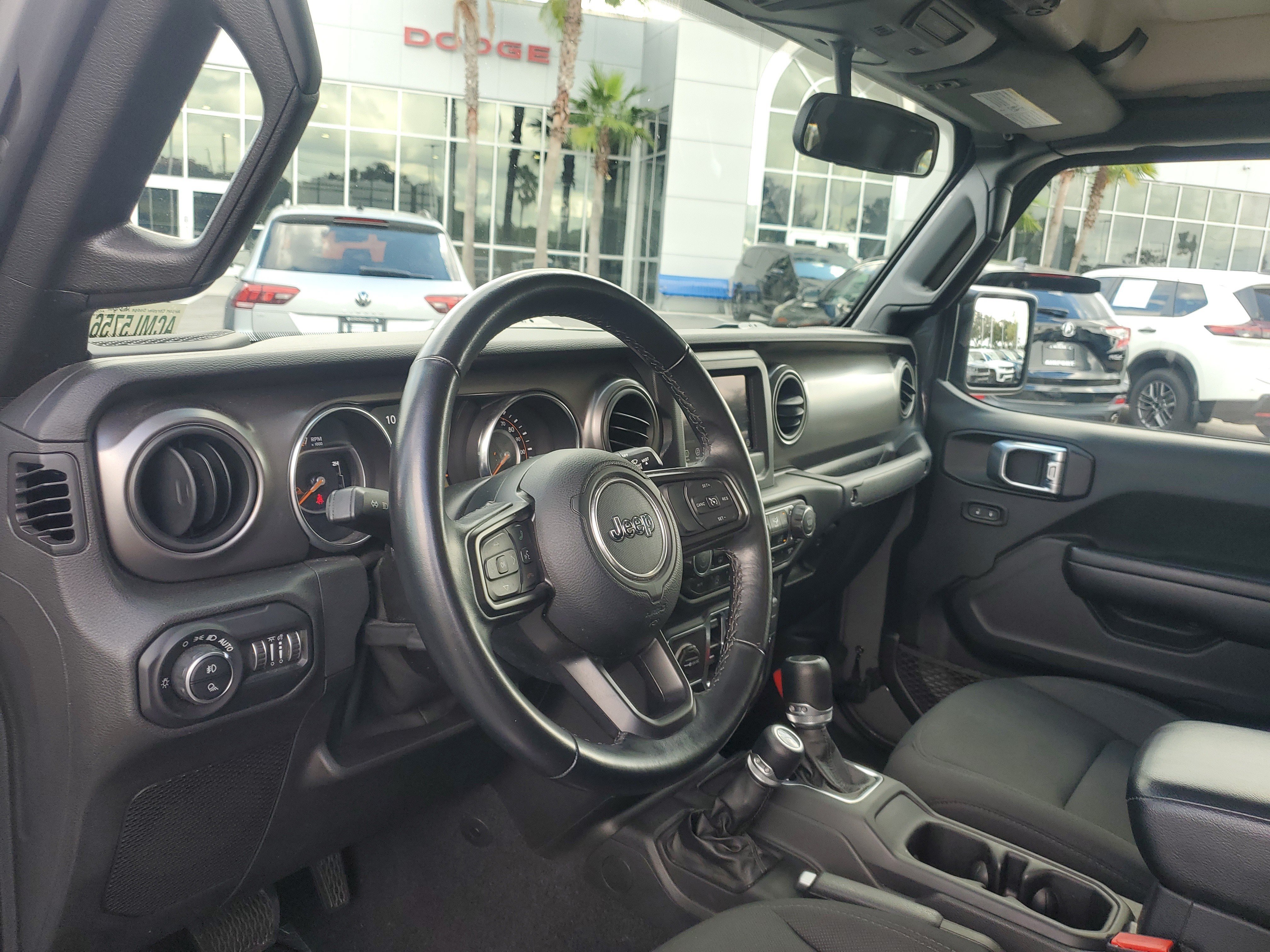 Used 2021 Jeep Gladiator Sport AWD/4WD image 13
