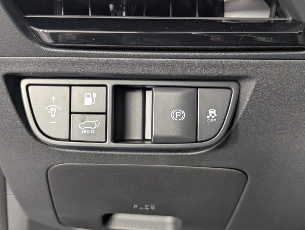 New 2026 Kia EV6 Wind RWD image 12